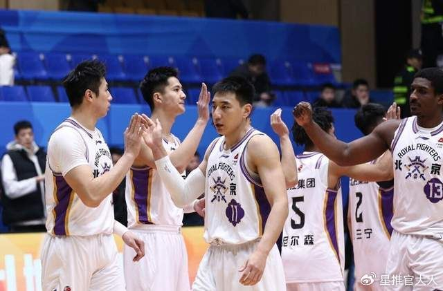企鹅体育直播-6战4负沦为混子球队！CBA少帅下课倒计时，战术单一还引发内讧|北控男篮|张庆鹏|浙江男篮|天津男篮|男篮_新浪体育_新浪新闻